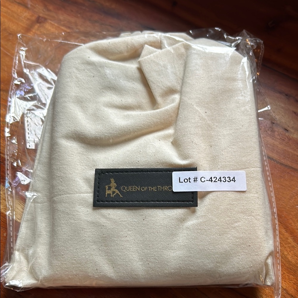 Queen of the Thrones Pelvic Castor Oil Pack